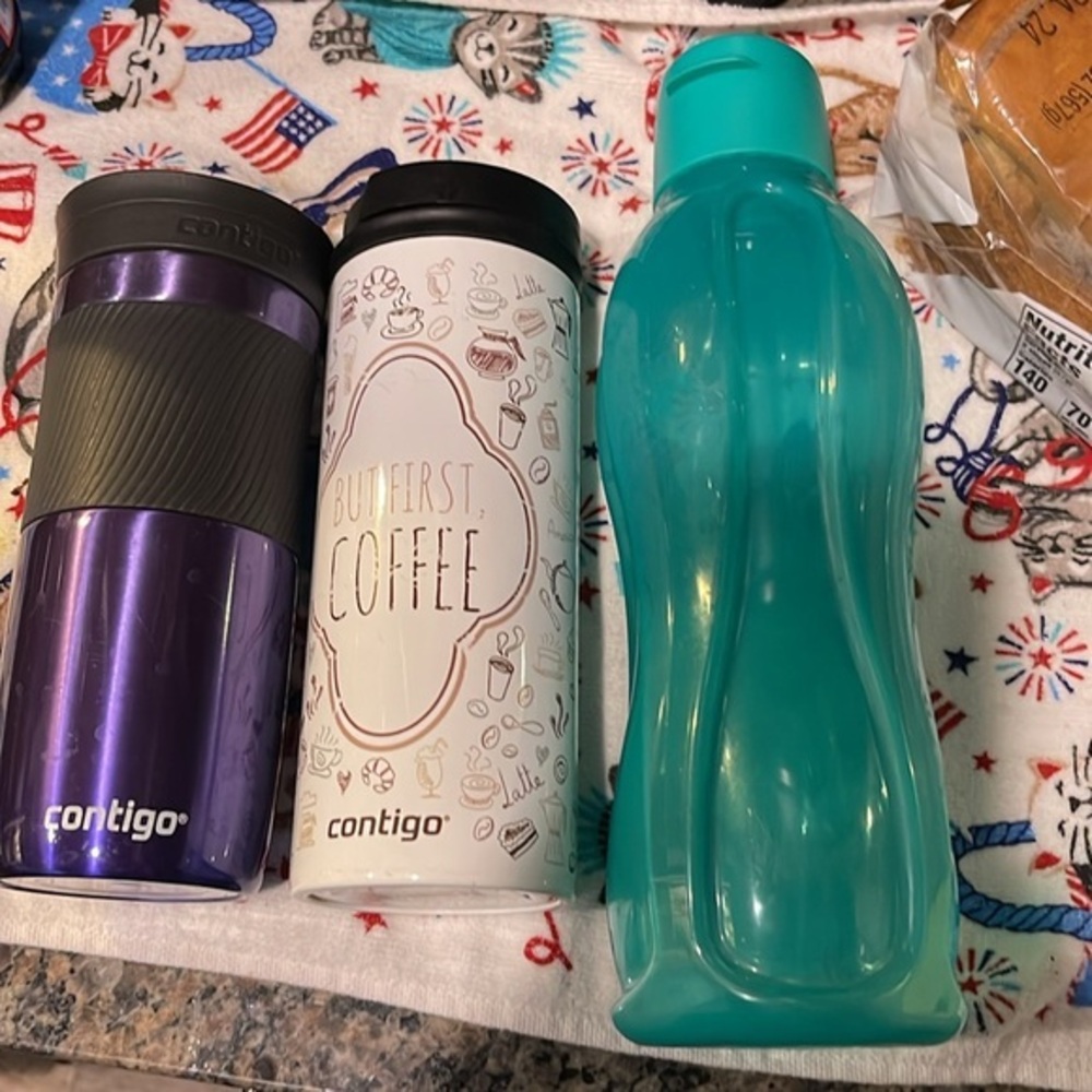 Tupperware Aqua 1L Water Bottle w/ Flip Top Cap GUC #CL-24 + 2 CONTIGO